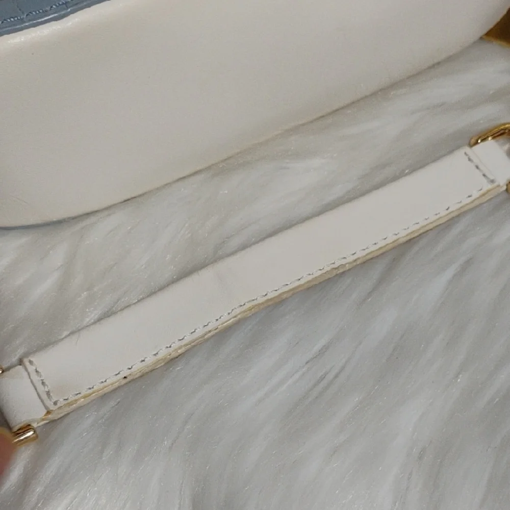 Michael Kors Croc-Embossed Blue & White Shoulder Bag - Picture 15 of 16